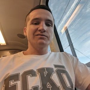 Meet your Posher, Cameron